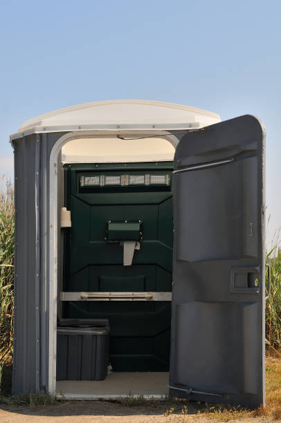 Best Portable toilet rental cost  in Wareham Center, MA